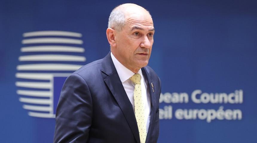 Slovenya'da aşırı sağcı Jansa başbakan se&ccedil;ildi