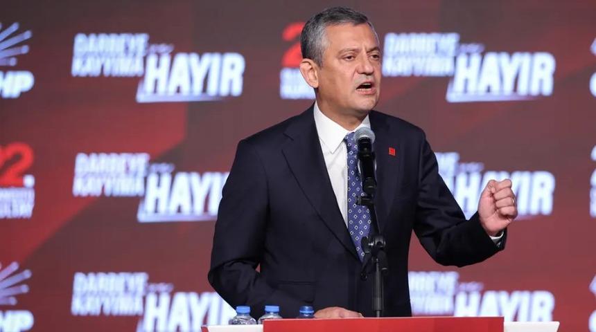 &Ouml;zg&uuml;r &Ouml;zel ve y&ouml;netiminin CHP'ye ait banka hesapları donduruldu! 
