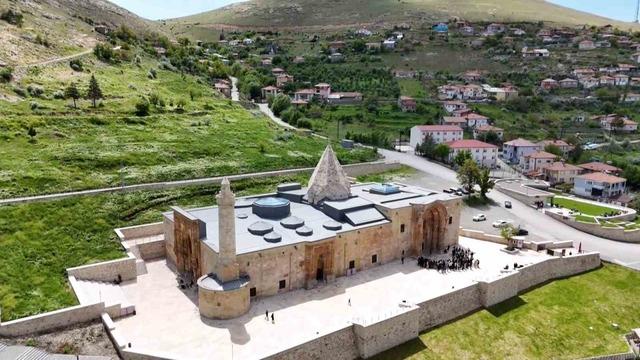 Sivas da şifahanede asırlar sonra yeniden ritim yükseldi 1