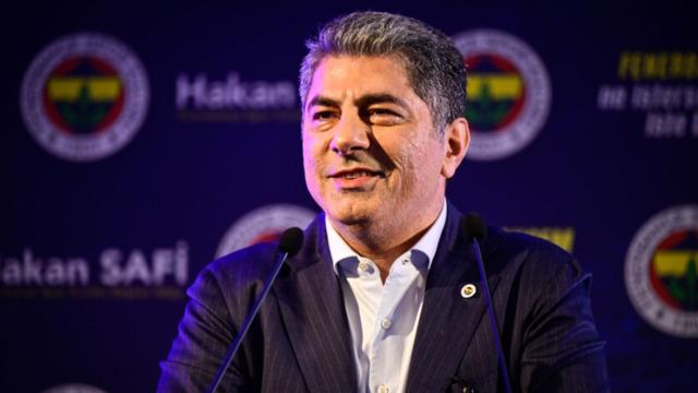 Hakan Safi'den Aziz Yıldırım'a kürsüden olay gönderme!
