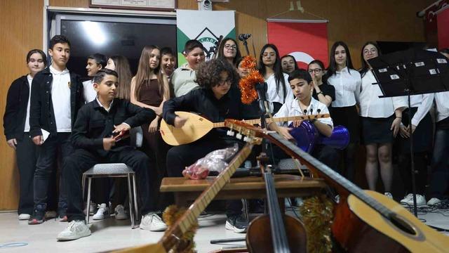 Kırşehir’de yeni Neşet Ertaş’lar yetişiyor