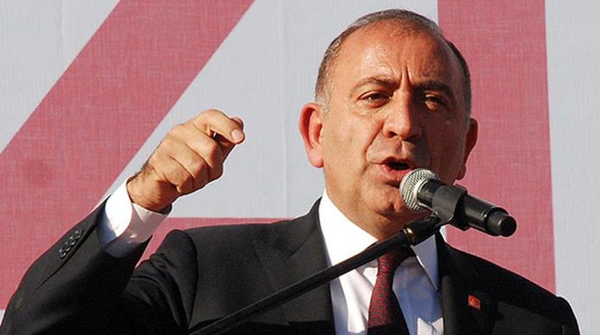 'Beraber &ccedil;alışacaklar' dedi, &Ouml;zg&uuml;r &Ouml;zel'den 'Eski Genel Başkanı' diyerek bahsetti