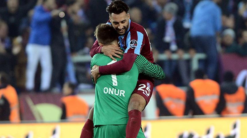 Trabzonspor'da Mustafa Akbaş kadro dışı bırakıldı