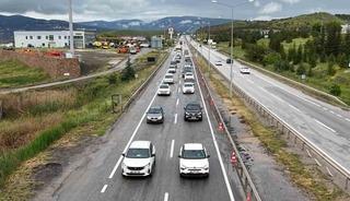 43 ilin ge&ccedil;iş noktasında trafik yoğunluğu arttı