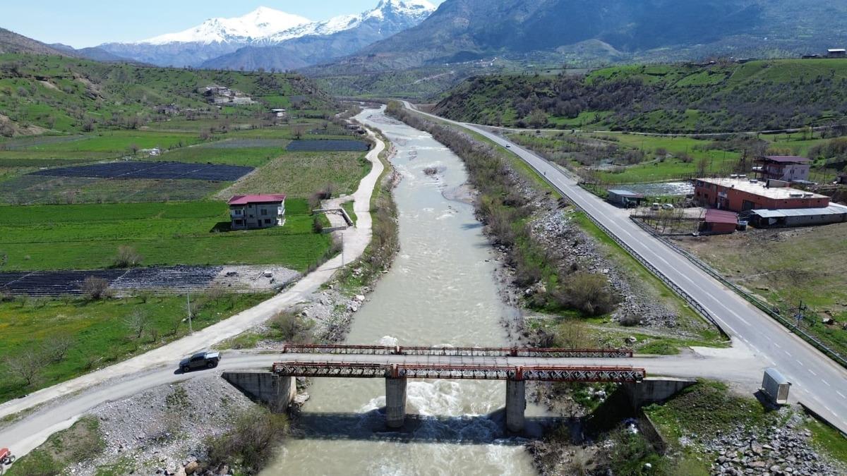 Sason &Ccedil;ayı nda endişelendiren g&ouml;r&uuml;nt&uuml;: Hastalıklar yayılabilir 1