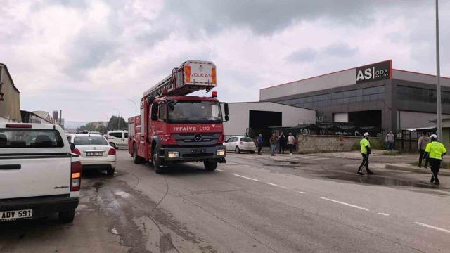 Bursa da sunta fabrikasında yangın &ccedil;ıktı 4