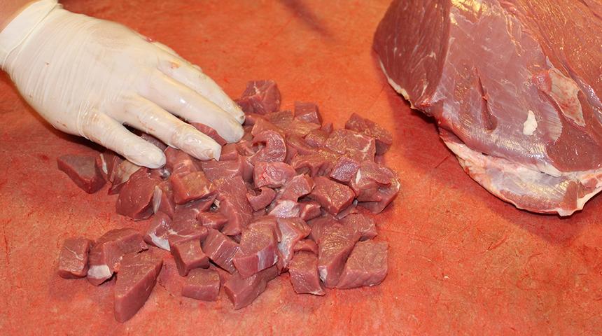 Kurban bayramında en sağlıklı et pişirme y&ouml;ntemlerini a&ccedil;ıkladı