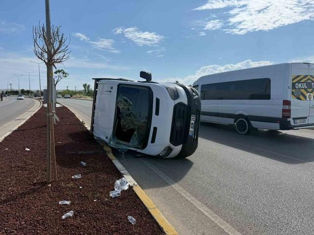 Antalya’da otomobil ile kamyonet çarpıştı: 7 yaralı 4