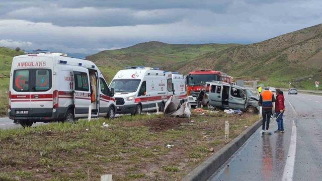 Aşkale’de trafik kazası: 7 yaralı 3