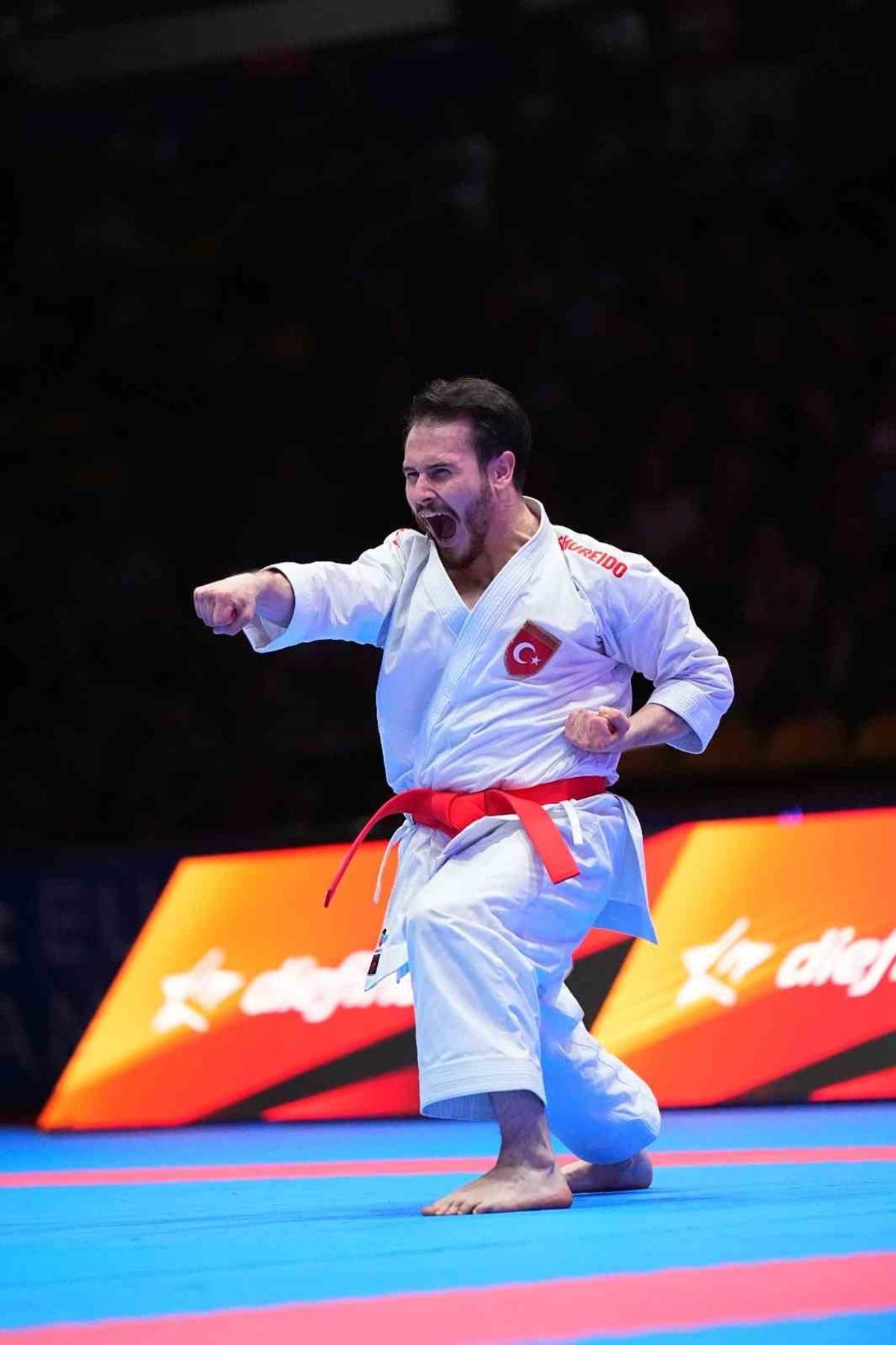 Avrupa Karate Şampiyonası&rsquo;nda Enes &Ouml;zdemir altın madalya kazandı 1