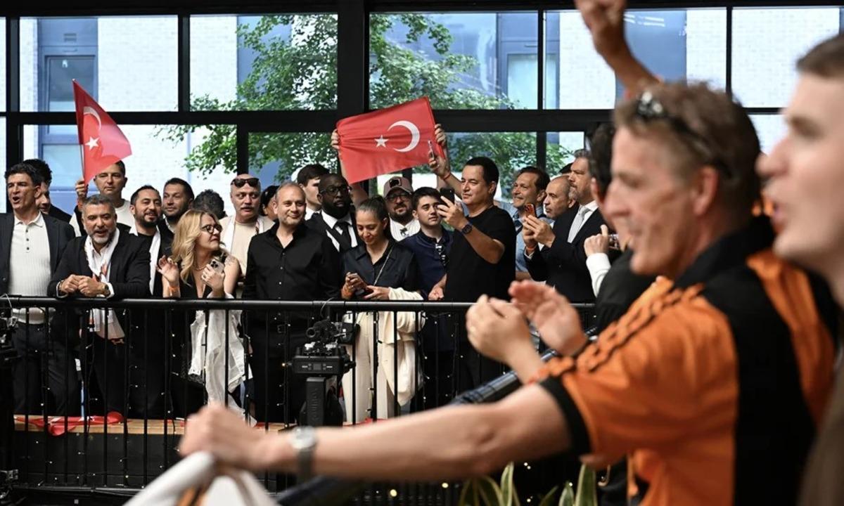 Otoriteler şans tanımadı ama onlar gol bile yemedi! Hull City 90+5 te destan yazdı! 5