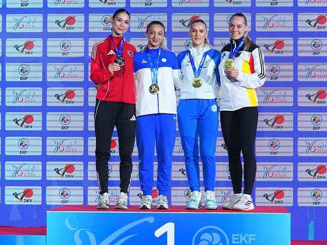 Avrupa Karate Şampiyonası&rsquo;nda Z&uuml;mra İm, g&uuml;m&uuml;ş madalya kazandı