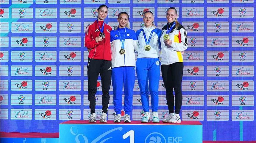 Avrupa Karate Şampiyonası&rsquo;nda Z&uuml;mra Rezzan İm, g&uuml;m&uuml;ş madalya kazandı