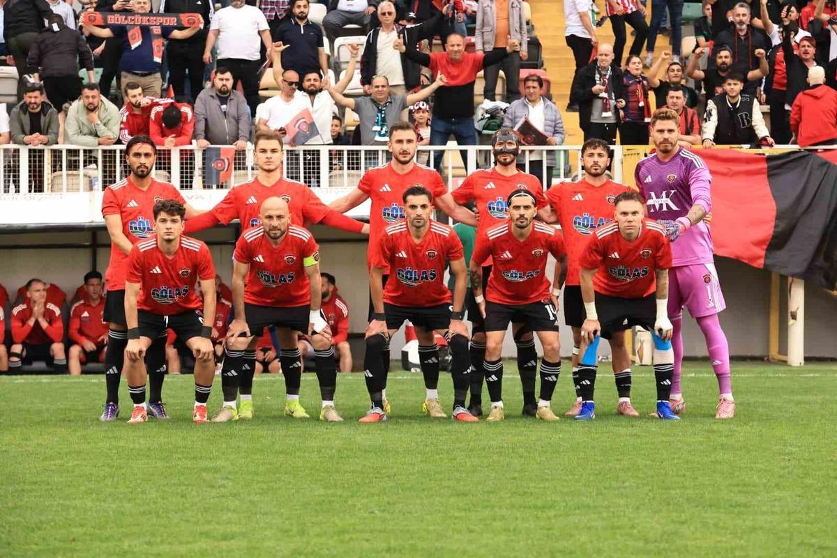 Gölcükspor, 5 yıl aradan sonra 3. TFF Lig’e yükseldi 2