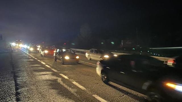 İstanbul’u Karadeniz’e bağlayan kilit noktada trafik durma noktasına geldi