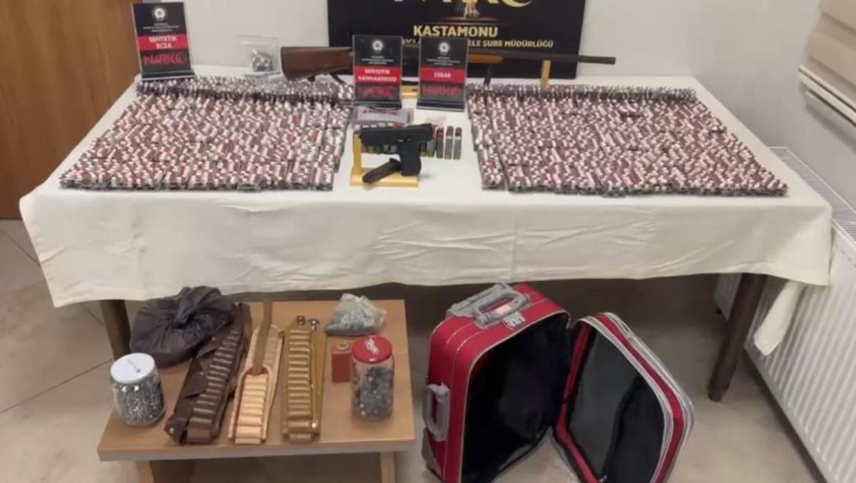 Kastamonu’da zehir tacirlerine yönelik operasyonda 5 şüpheli tutuklandı 3
