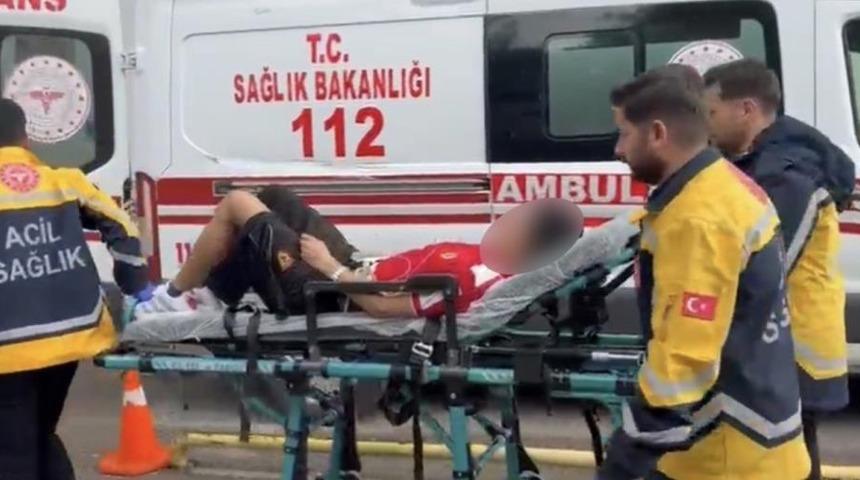İki grup arasında bı&ccedil;aklı kavga: 4 yaralı