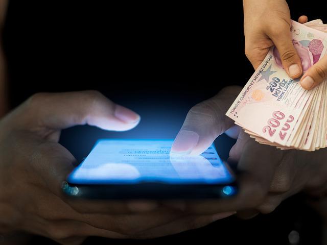 O mesajlar fazla mesai sayıldı: 'Hesaba yatırılması gerekir'