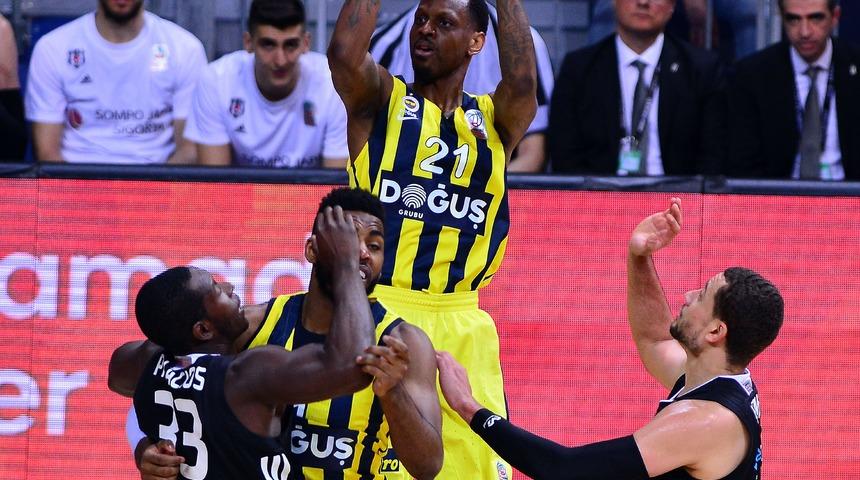 Fenerbah&ccedil;e Doğuş  83 - 60 Beşiktaş Sompo Japan