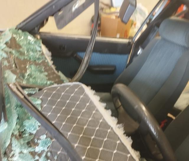 Tünelde duvara çarpan araç hurdaya döndü: 3 yaralı 1