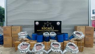 Kocaeli'de 1 ton 80 kilogram uyuşturucu ham maddesi ele ge&ccedil;irildi