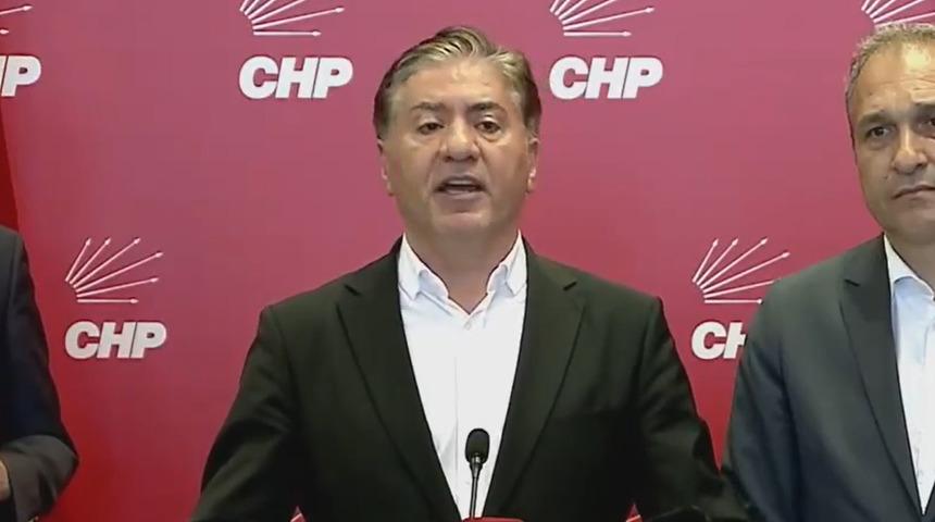 &Ouml;zg&uuml;r &Ouml;zel cephesinden Bakan &Ccedil;ift&ccedil;i hamlesi: "Doğal olarak memnun değil"
