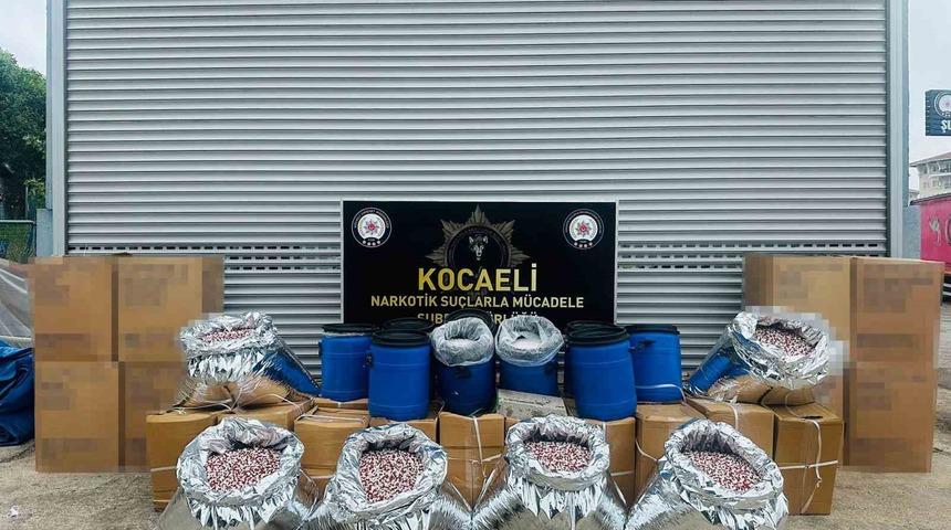 40 milyon haplık uyuşturucu &uuml;retimi son anda engellendi