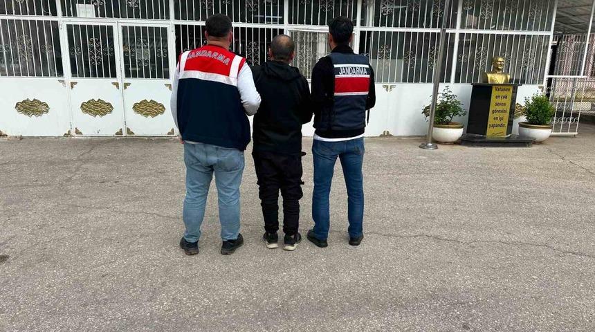 Gaziantep&rsquo;te DEAŞ&rsquo;a finansman sağlayan şahıslara operasyon: 1 tutuklama