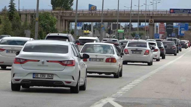 43 ilin geçiş noktasında bayram hareketliliği devam ediyor