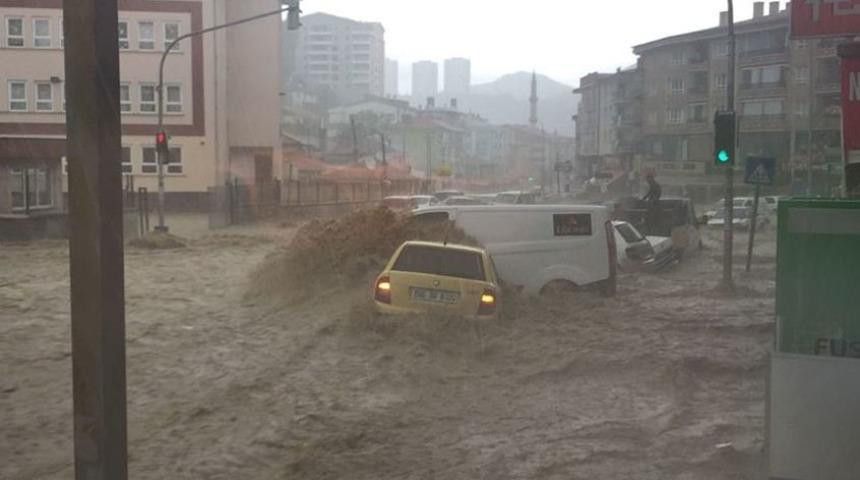 Meteoroloji uzmanından Ankara'da yeni sel uyarısı!
