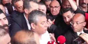 &Ouml;zg&uuml;r &Ouml;zel, Meclis &ouml;n&uuml;nden seslendi: Dişimi sıktım, sustum ama yeter!