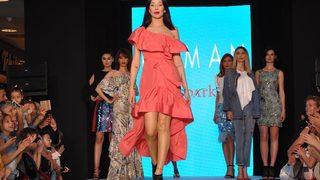 Eskişehir'de defile heyecanı! Ünlü mankenler göz doldurdu