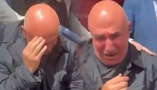 Mahmut Tanal g&ouml;zyaşlarına hakim olamadı