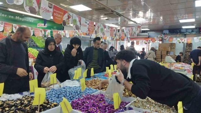 Muş’ta bayram alışverişi yoğunluğu 2