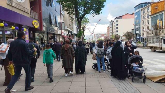 Muş’ta bayram alışverişi yoğunluğu 1
