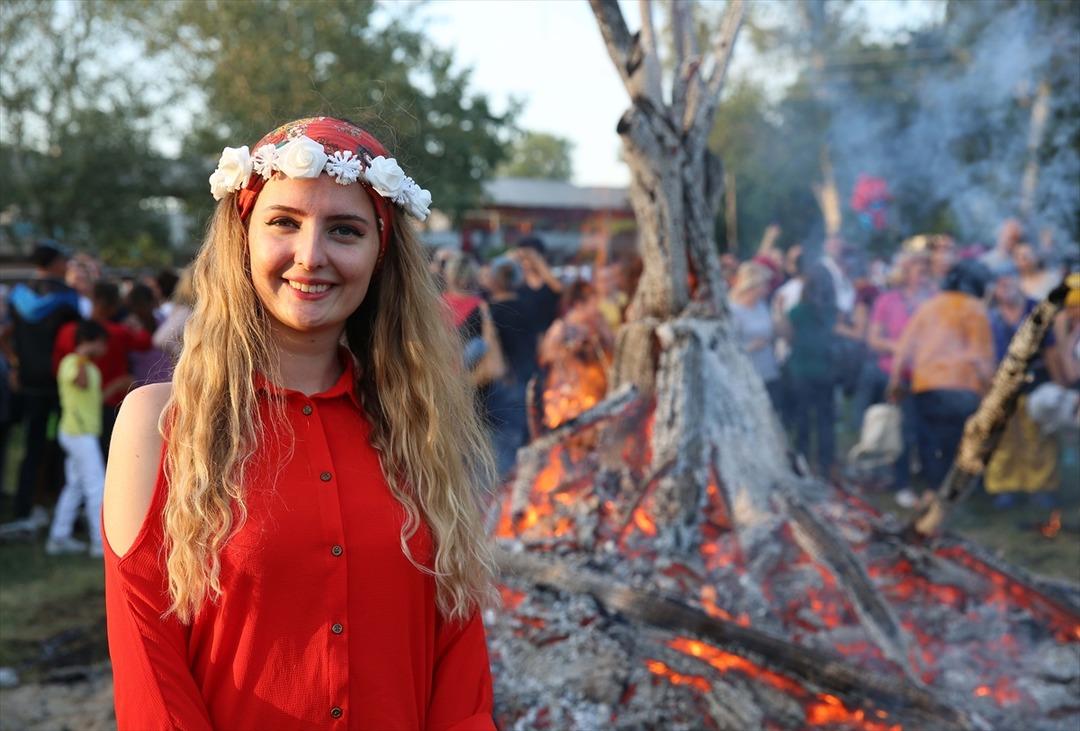 Edirne'de hıdrellez coşkusu! Kakava ateşi yakıldı!
