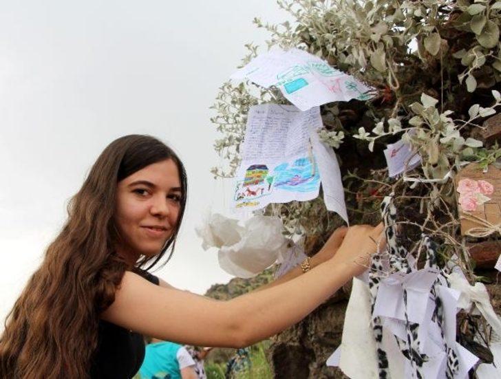 Böyle Hıdrellez dileği görülmedi: Fatma boşansın Can'la evlensin (Can) G3