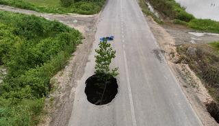 Tokat'ta sağanak nedeniyle kara yolunda &ccedil;&ouml;k&uuml;nt&uuml; oluştu