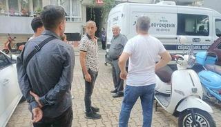 Kanser tedavisi g&ouml;ren yaşlı adam eşi tarafından &ouml;l&uuml; bulundu