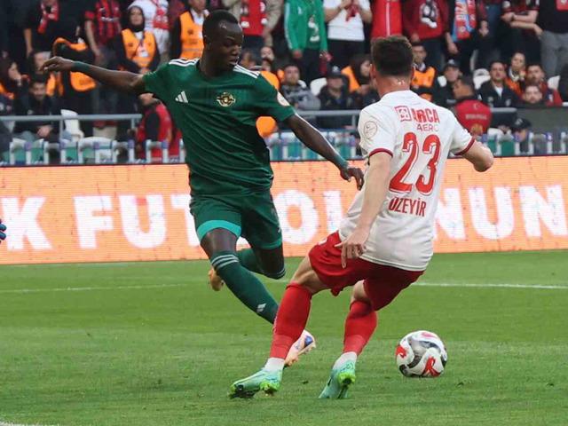 S&uuml;per Lig biletini alan son takım &Ccedil;orum FK oldu!