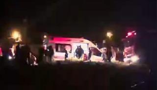 Batman&rsquo;da otomobil şarampole yuvarlandı: 3&rsquo;&uuml; ağır 4 yaralı