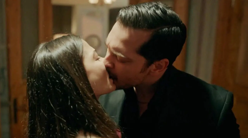 Eşref R&uuml;ya bitmeden kriz &ccedil;ıktı! Demet &Ouml;zdemir dayanamadı
