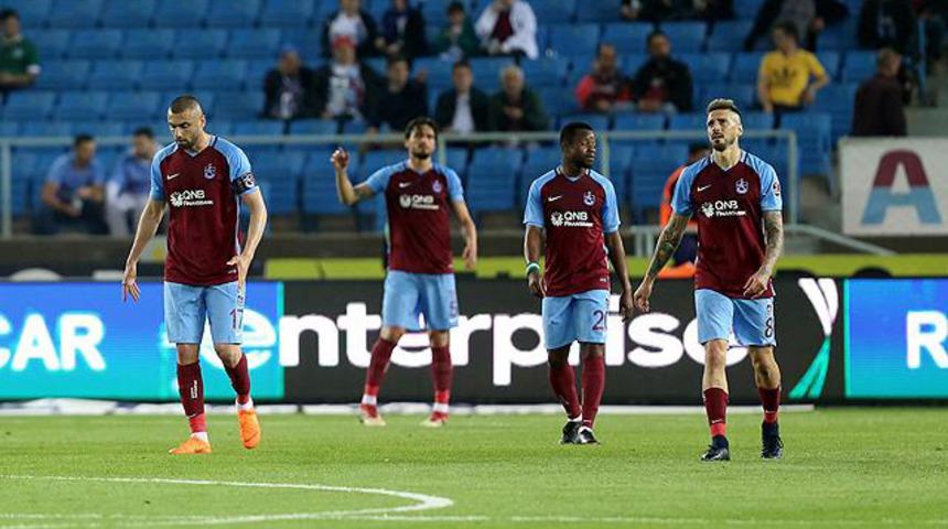 Trabzonspor sahasında yıkıldı