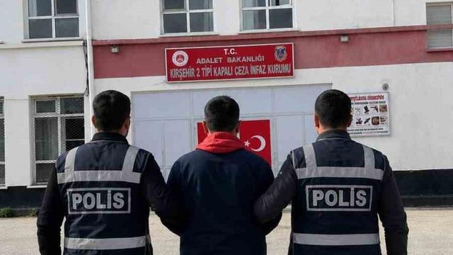 10 dosyadan aranan hükümlü Kırşehir’de yakalandı