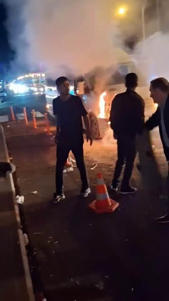 Diyarbakır’da yolcu minibüsünde korkutan yangın 1