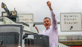 AK Parti'den, CHP'deki olaylarla ilgili a&ccedil;ıklama! &Ouml;zel'e sert tepki
