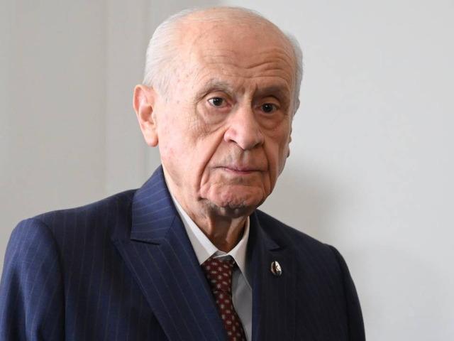 Bah&ccedil;eli'den, S&uuml;per Lig'e &ccedil;ıkan &Ccedil;orum FK'ya tebrik