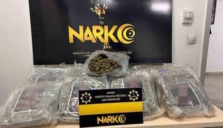 Mardin&rsquo;de 10 kilo 900 gram uyuşturucu ele ge&ccedil;irildi