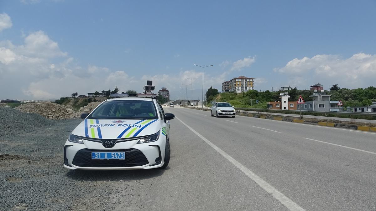 Trafik cezası yiyince polisleri tebrik etti! Nedeni şaşırttı 3