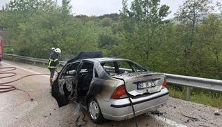 Tokat&rsquo;ta alev alan otomobil demir yığınına d&ouml;nd&uuml;